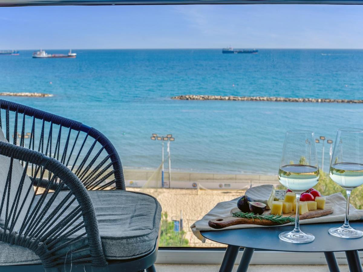 Sanders Kanika Sea Forum - Adorable 2-Bedroom Apartment With Sea View Λεμεσός Εξωτερικό φωτογραφία