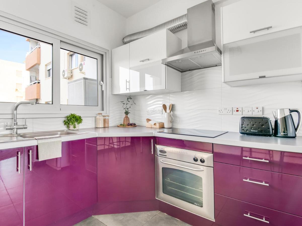 Sanders Kanika Sea Forum - Adorable 2-Bedroom Apartment With Sea View Λεμεσός Εξωτερικό φωτογραφία